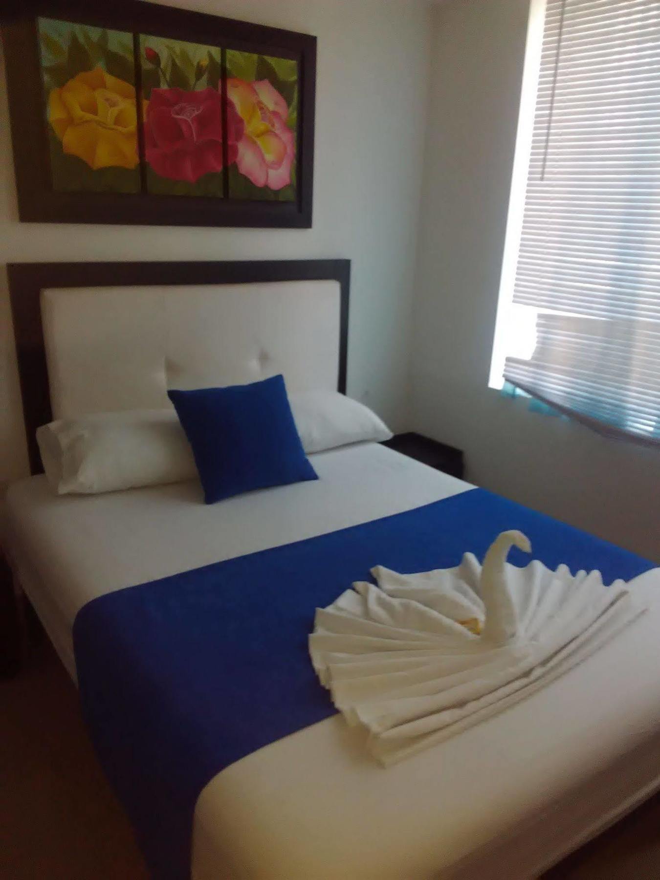 Hotel Azulejo Del Llano Yopal Esterno foto